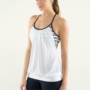 Lululemon No Limit Built-In Bra Tank